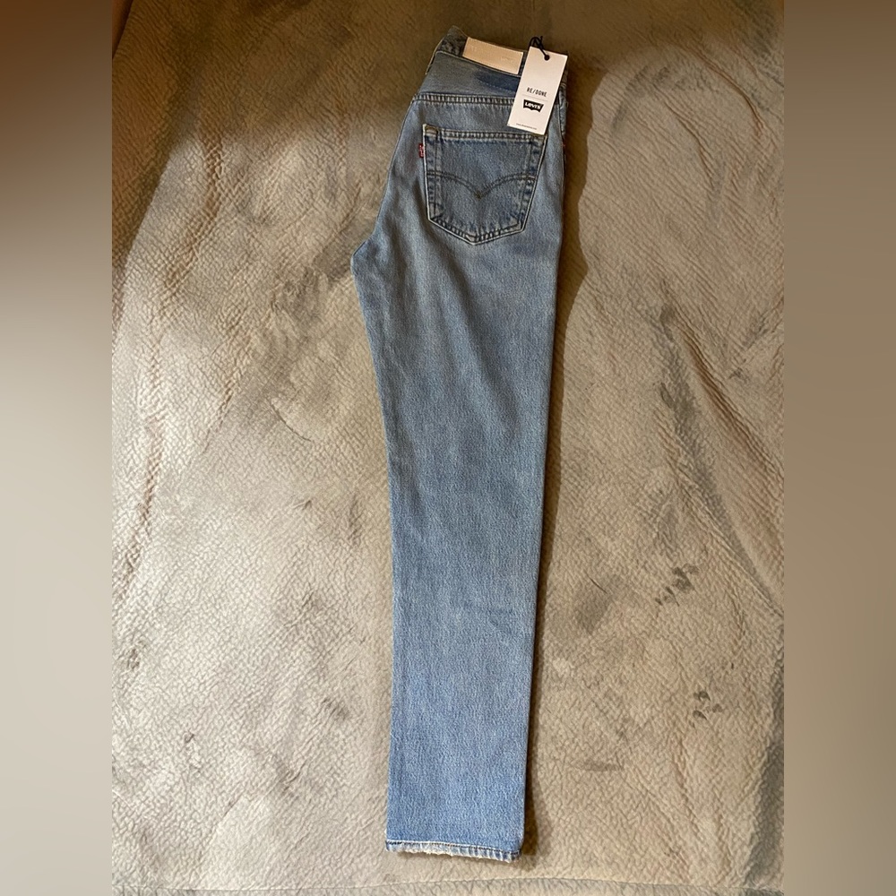 Levi’s Re-done High Rise Skinny Jean in indigo Size 27. Never worn. - Picture 3 of 15